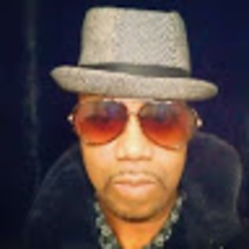 Meet your Posher, Kinnee